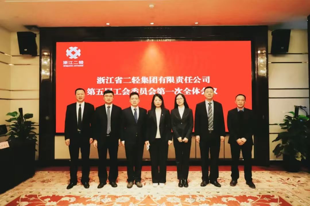 1738722703199885.jpg 2.jpg