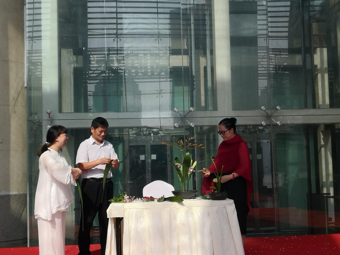 “凝聚工美新力量”第二期藝術(shù)沙龍圓滿舉辦