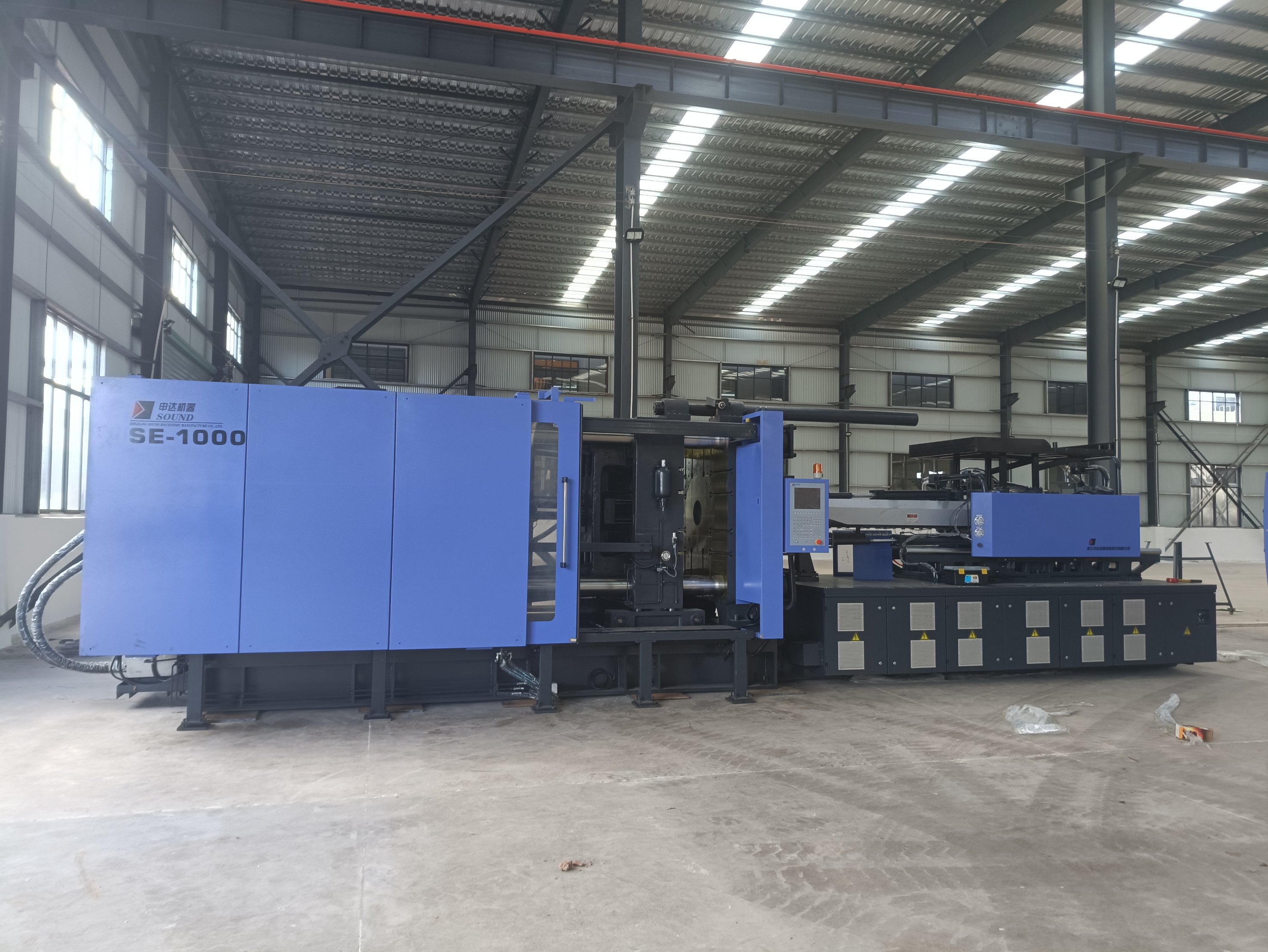 “零突破”！省二輕集團(tuán)首單注塑機(jī)融資租賃業(yè)務(wù)簽訂